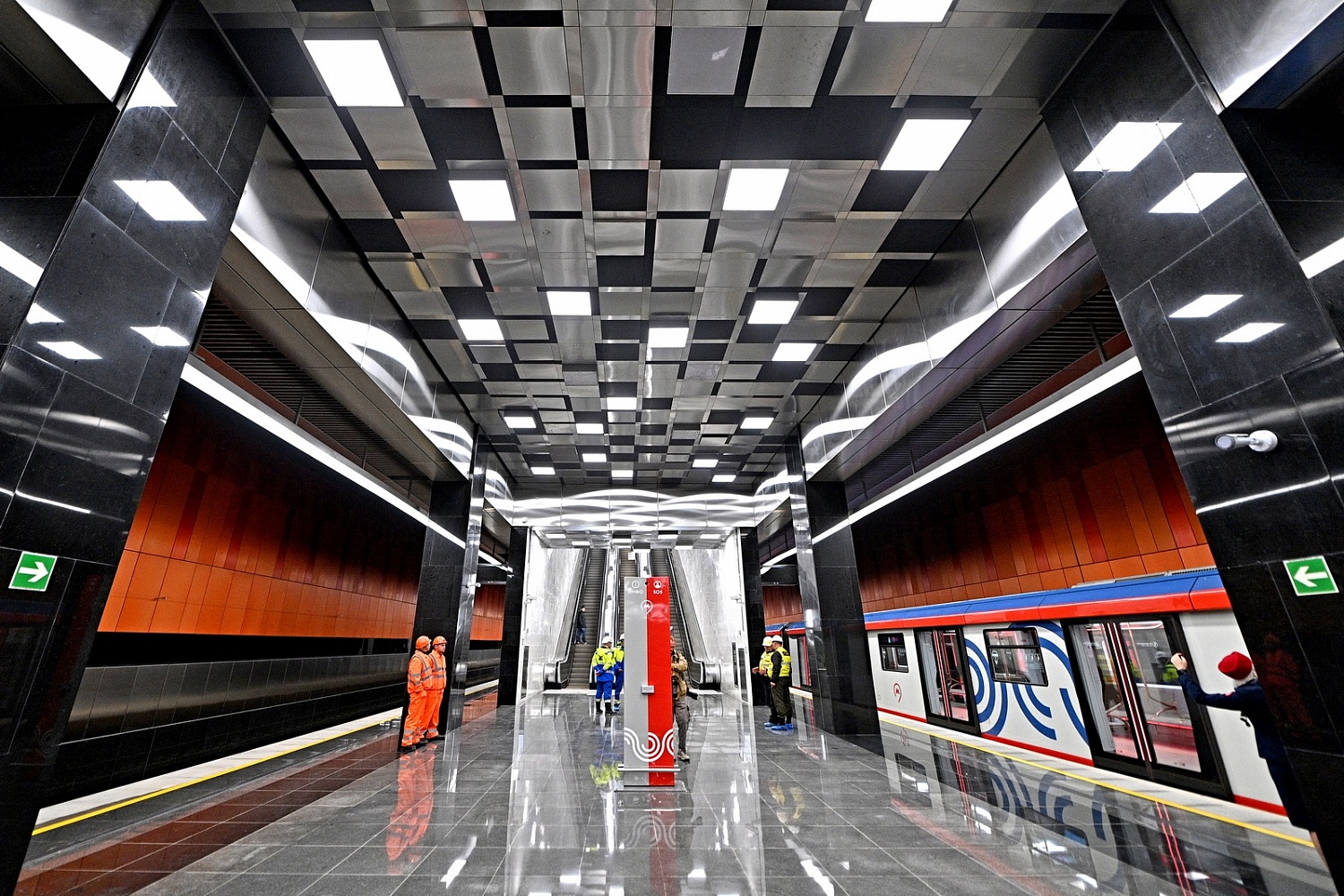 Станция метро «Проспект Вернадского»